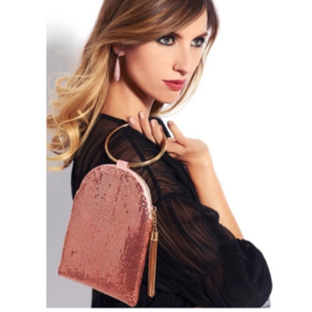 NWT Nina Chandler Rose Gold Mesh Metallic Clutch